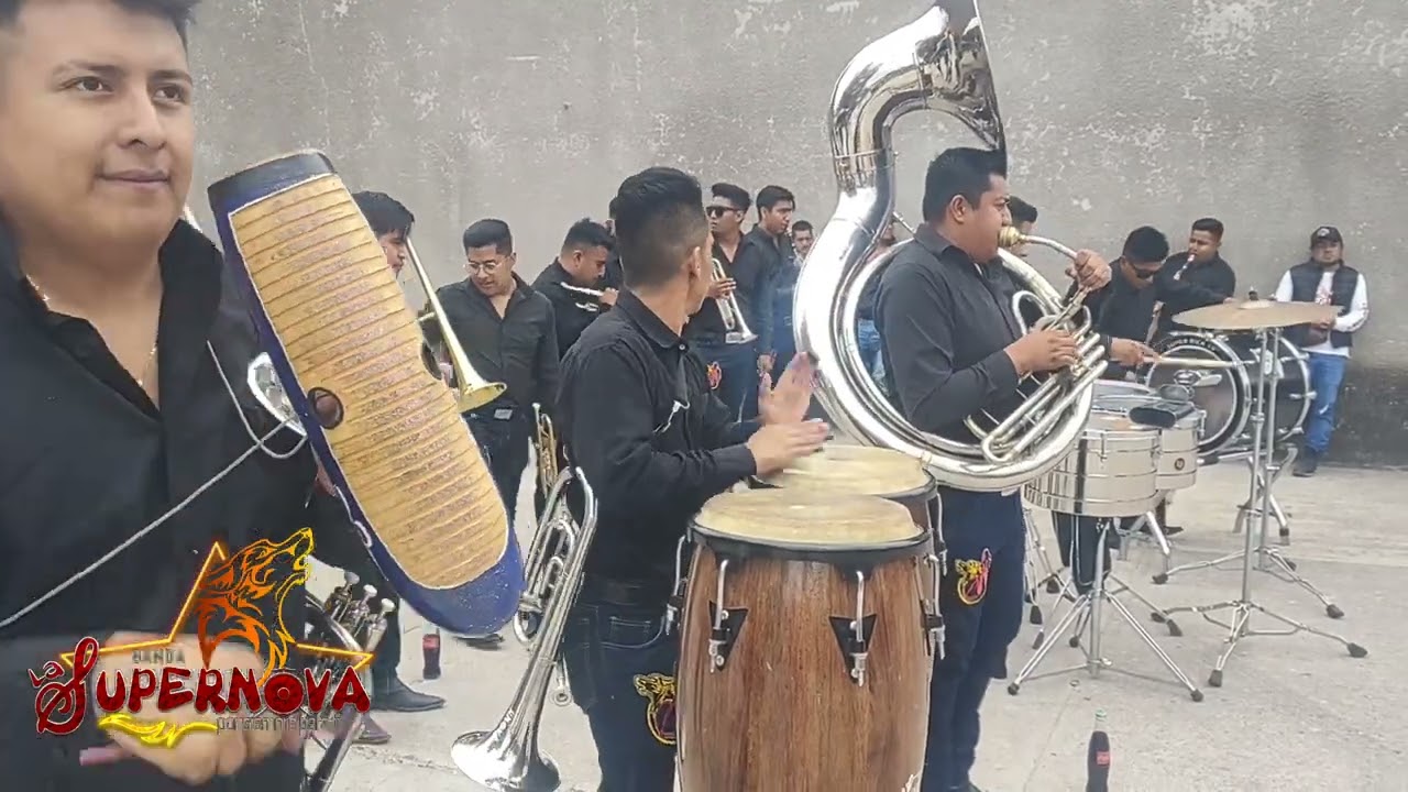 POPURRÍ DE LAS NEGRAS/ BANDA LA SUPERNOVA