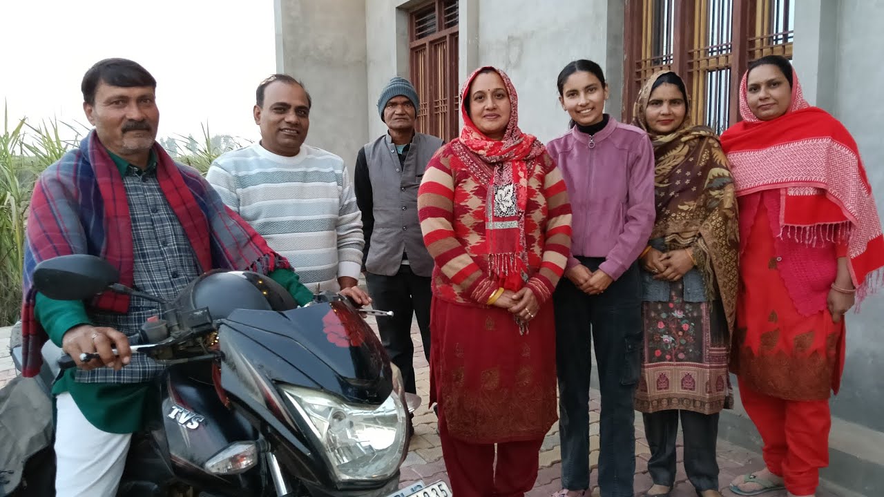 babli didi n apne kitchen garden k organic brocilli 🥦♥️@upvloggerbabli5963