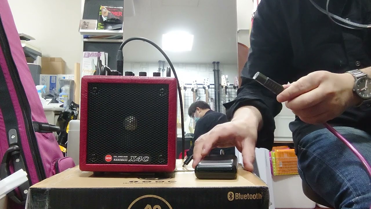 PHIL JONES BASS NANOBASS X4 VS X4C(AC vs USB-PD) DEMO