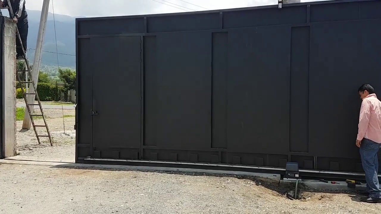 Puerta Corrediza con Motor AccessPRO