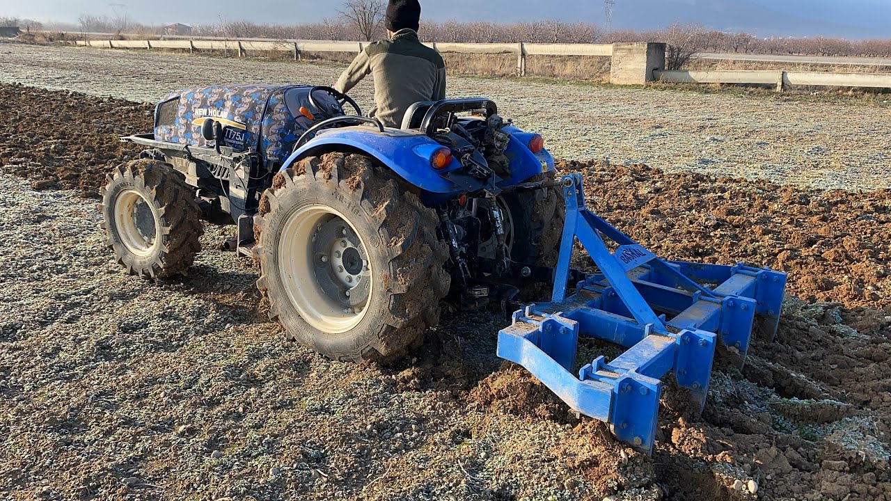 YEDİLİ PATLATMA ÇEKEN NEW HOLLAND TT75J