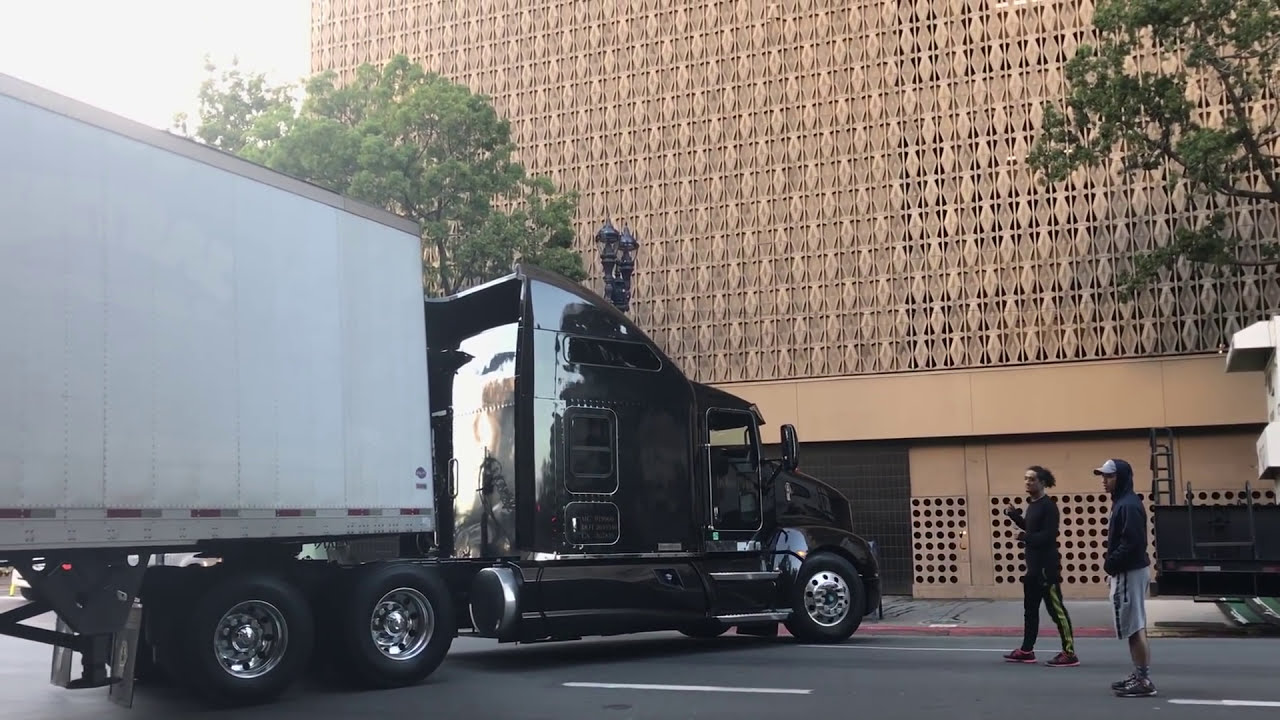 Backing up an 18 Wheeler in Downtown San Diego, CA
