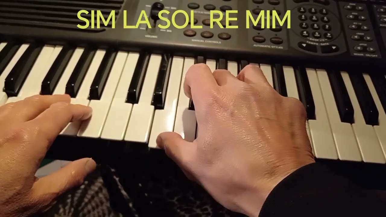 Grande album e brano anni 80 al pianoforte 