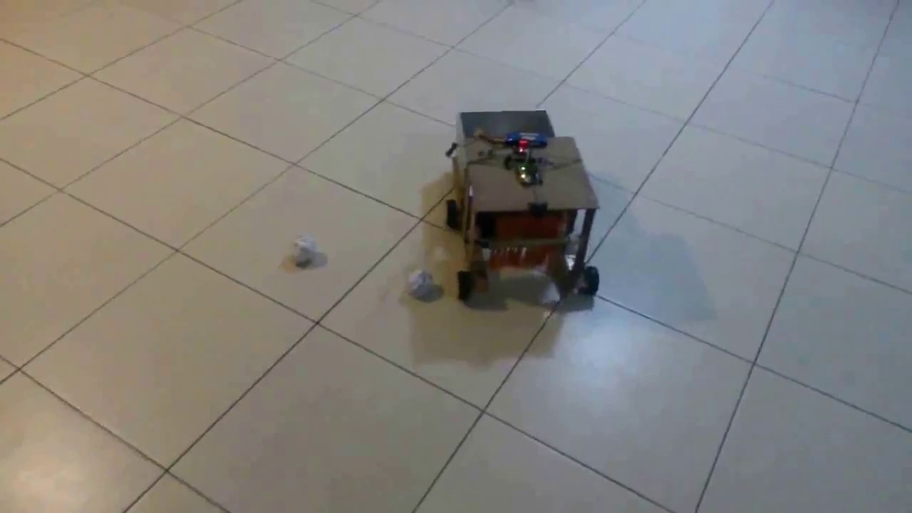 Robot Detector y Recolector de Objetos con Arduino