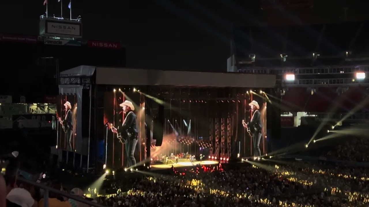 Jon Pardi Dirt On My Boots live at 50th CMA Fest 11/06/2023