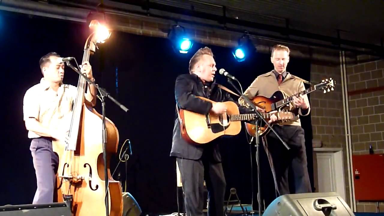 The Three Farmers Boys - Blue Jeans and A Boy's Shirt - Rock'n'Roll Day  AFFLIGEM 2010 -