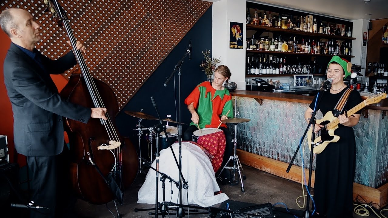 Let it Snow // Lloyd Swanton // Andie Isalie // Oli Morley-Sattler