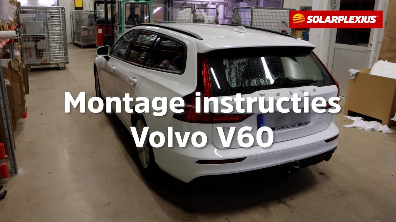 VOLVO V60 met tegen zon en inkijk geblindeerde ramen door het zonweringsysteem van SOLARPLEXIUS