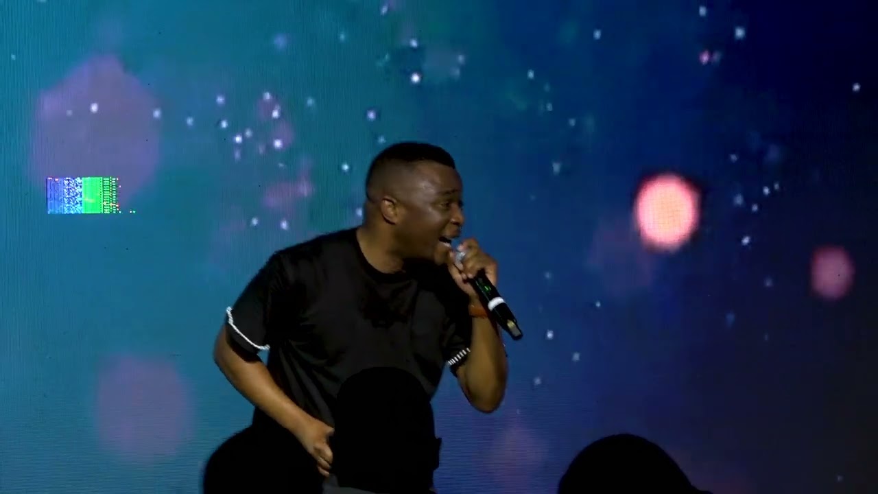 Moya Medley - Takie Ndou || Live at Eternal Glory Church || The Plug service