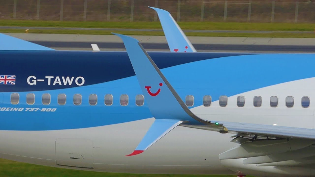 [FullHD] First Boeing 737 with the Split Scimitar Winglets at Geneva/GVA/LSGG