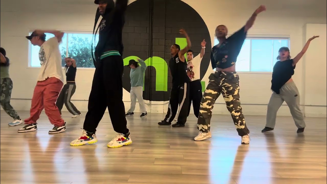 702 ‘Steelo’ ~ class by Derrell Bullock 