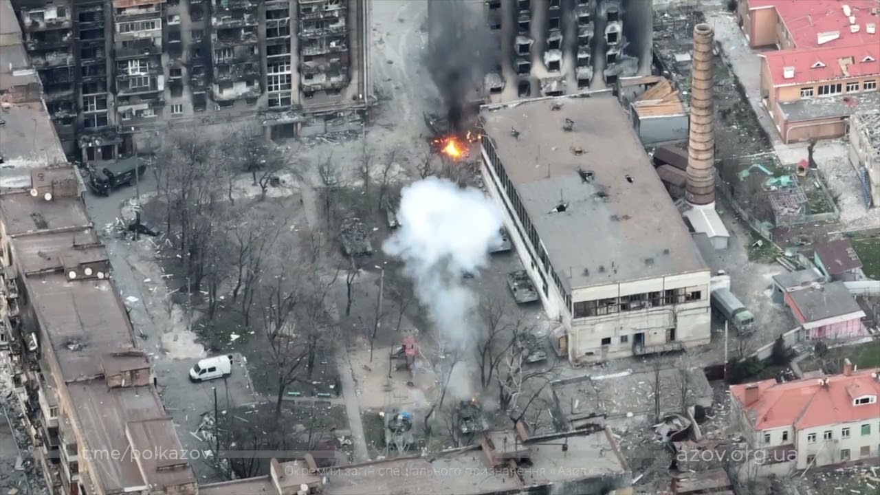 Боевые дроны ВСУ рабоют в Мариуполе. Combat drones of the AFU are operating in Mariupol. War in UA.