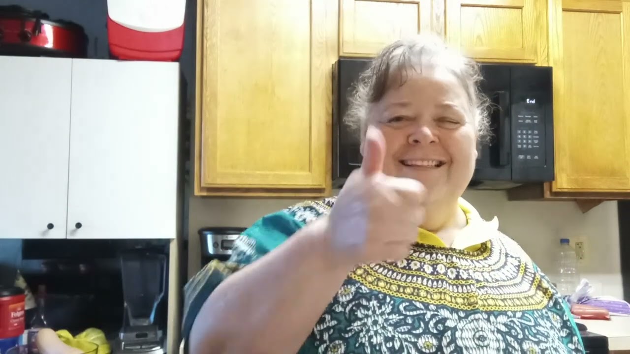Cocinando una cena deliciosa y unos huevos con   salchichas 🌭 🥚