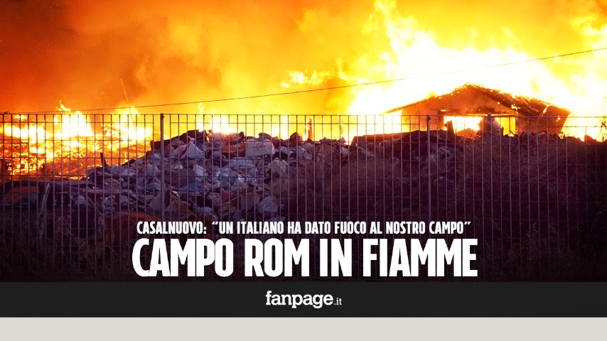 Fumo su Napoli, in fiamme il campo rom di Casalnuovo, l'accusa: 