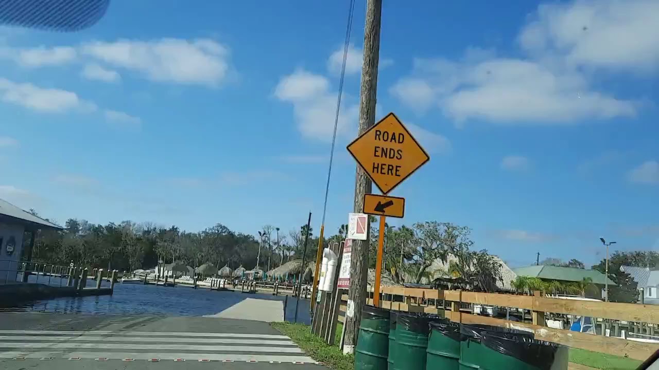driving around homosassa springs Florida (USA)