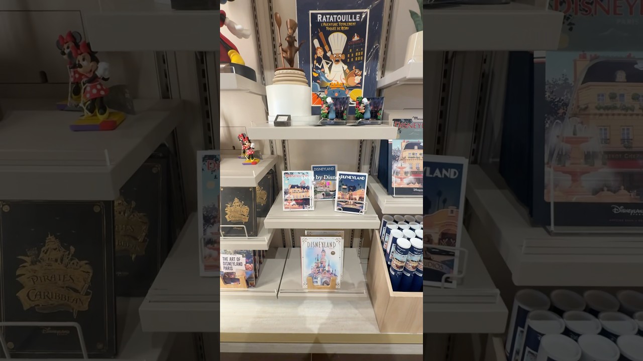 The BEST shop in Disneyland Paris🤭✨💗#disney #disneymerchandise #disneylandparis #disneyshopping