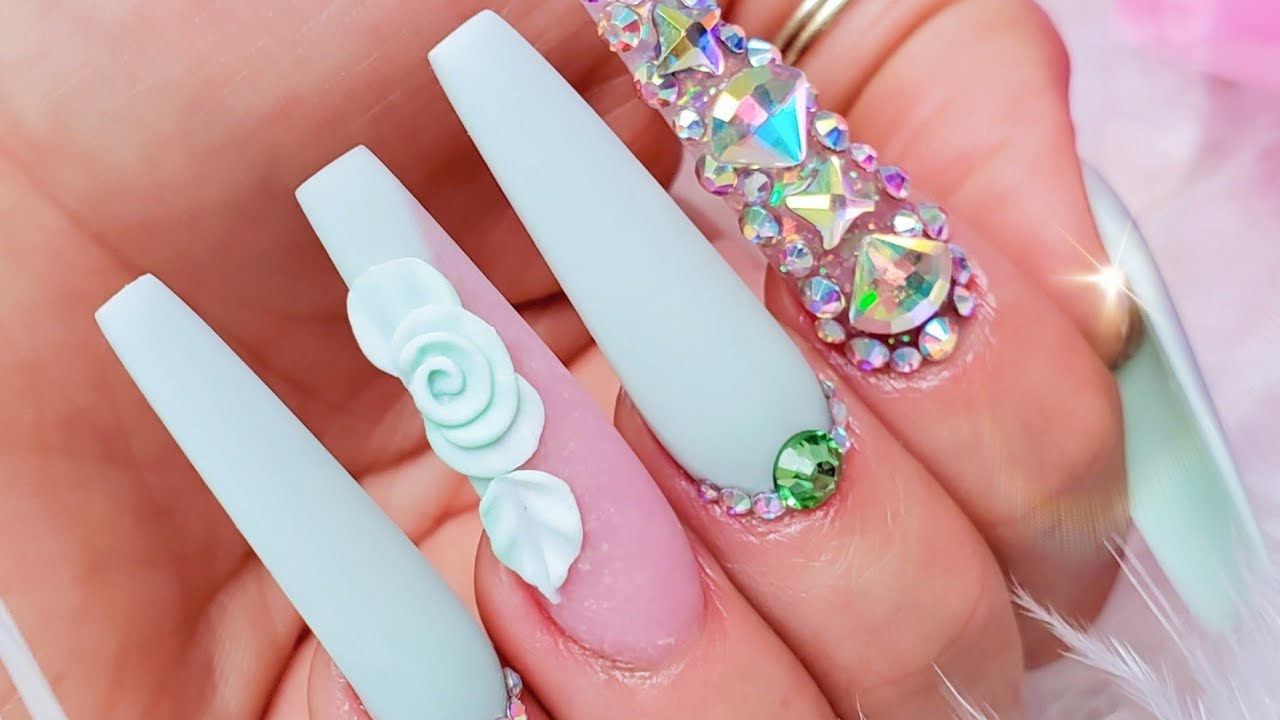 Uñas Inspiradas Verde💚 Pistache Con Corte 🔪3D | Largas