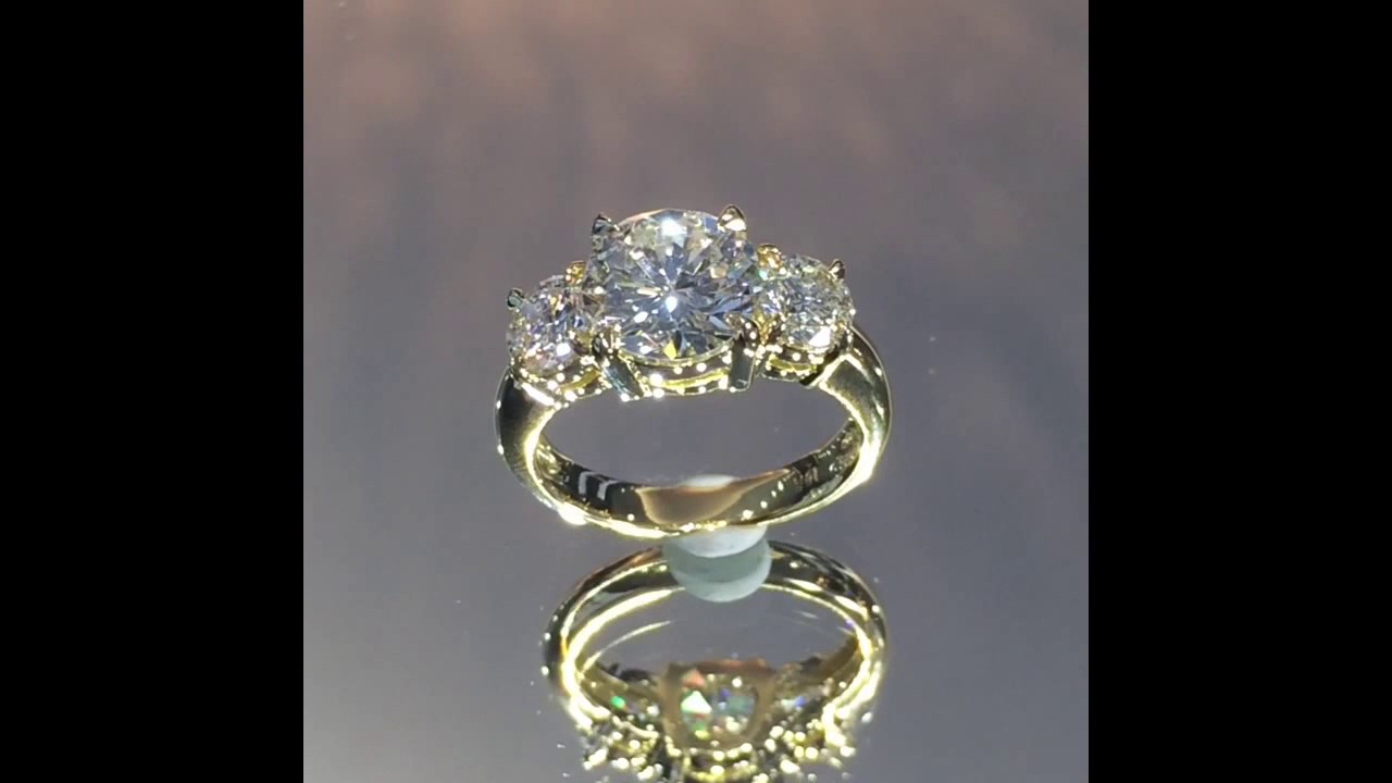 2.50 ct Round Diamond 3-Stone Engagement Ring