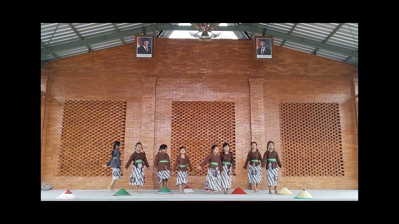 Tari Caping ayu by sanggar SSJ