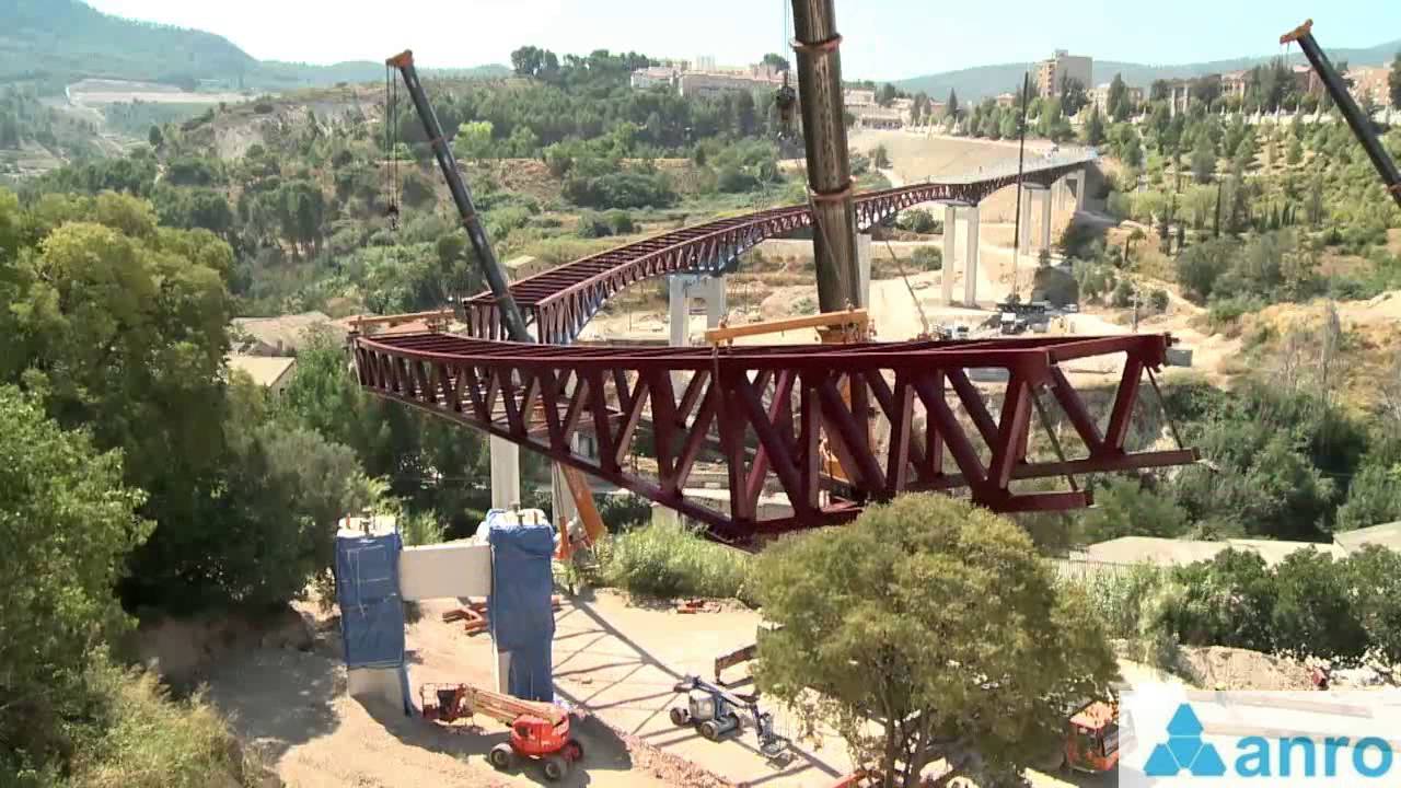 ANRO - Montaje de puente en Alcoy, Alicante