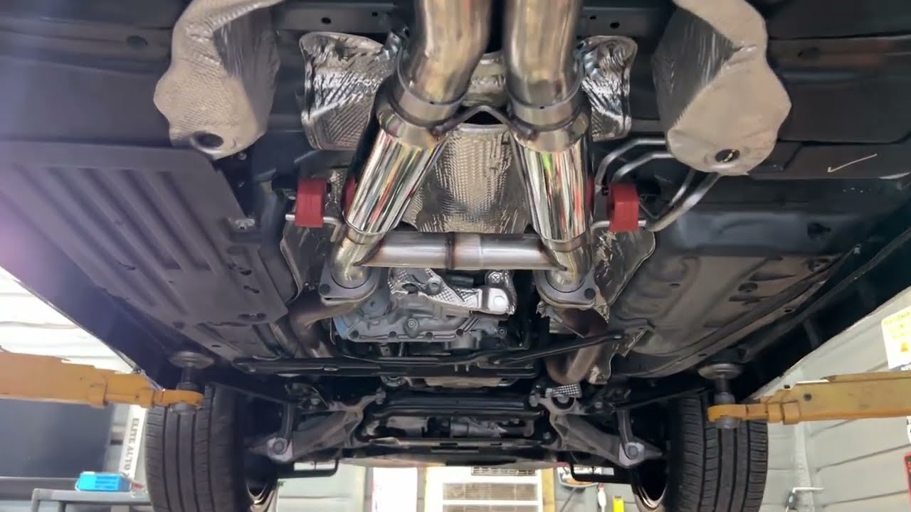 Durango HellCat AWE Exhaust vs Stock Exhaust