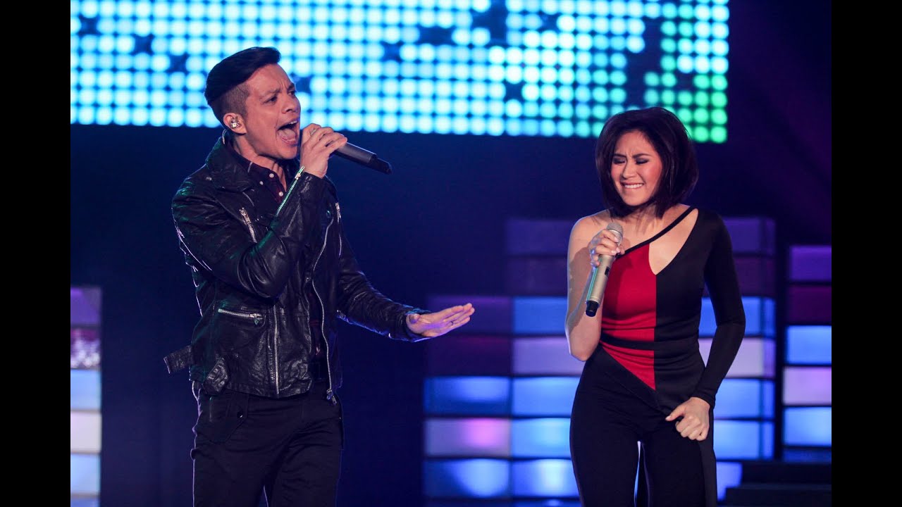 Sarah G and Bamboo performing What's Going On