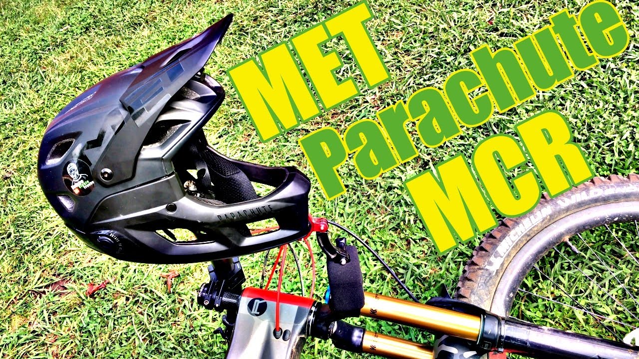 Test casco MET Parachute MCR