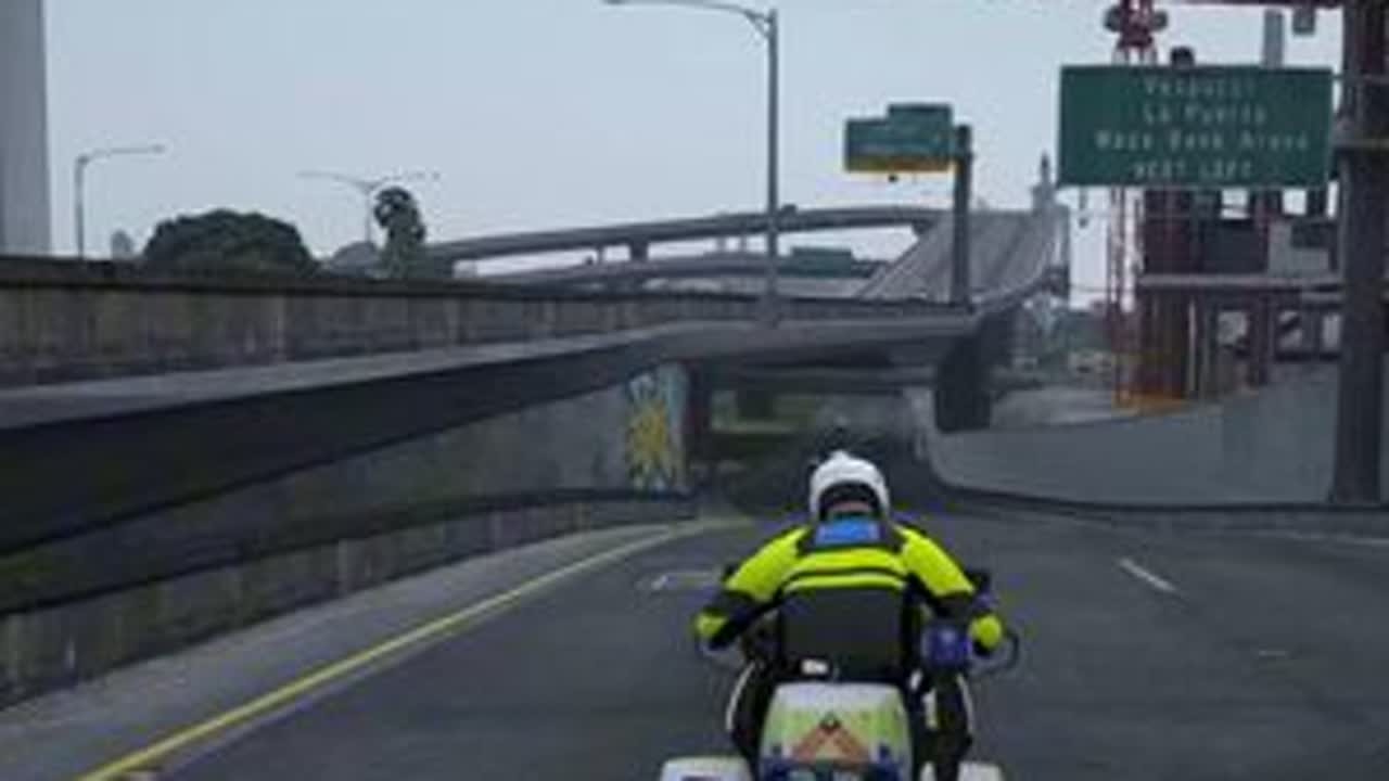 【LSPDFR】港风模组 交通队驾驶bmwR1250铁马上街 #香港警察  #香港  #tvb港剧  #香港警察模拟器  #lspdfr