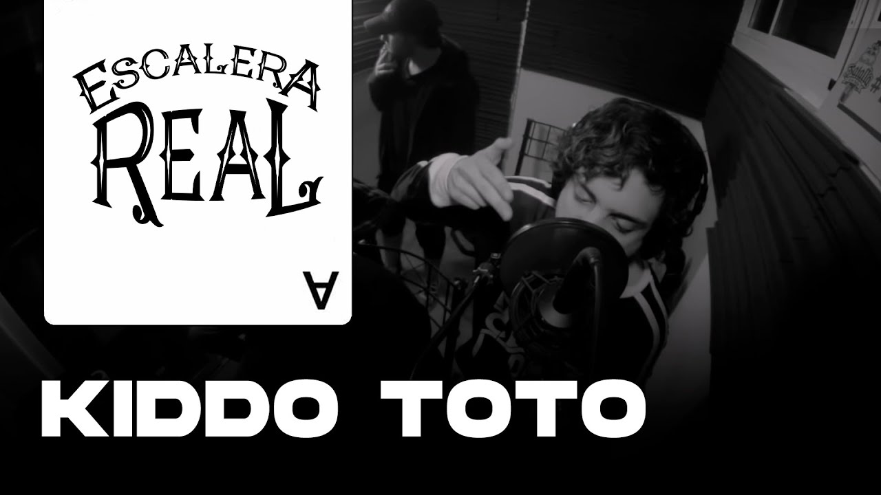 KIDDO TOTO | ESCALERA REAL CYPHER 9