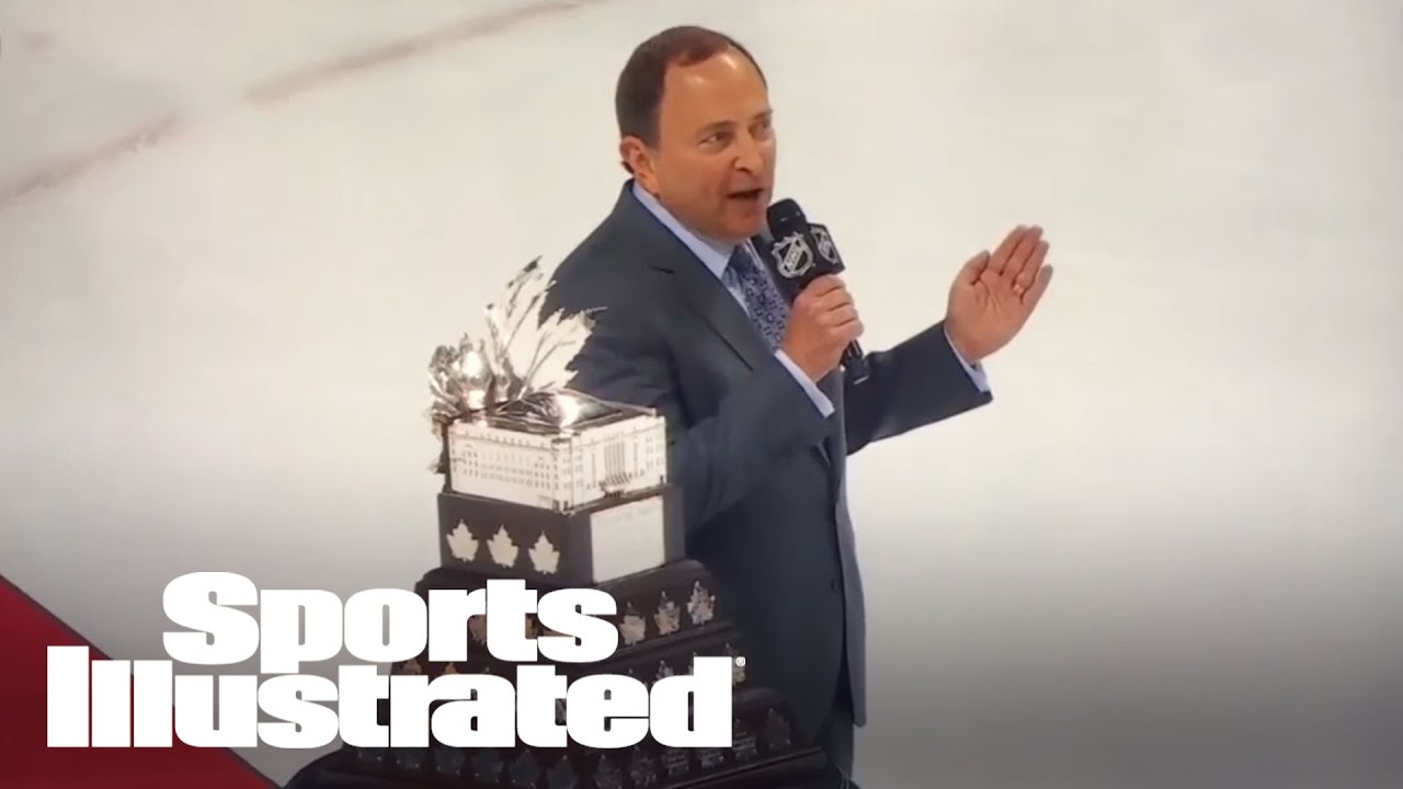 Gary Bettman Being Booed: A Visual History | Mustard Minute | Sports Illustrated
