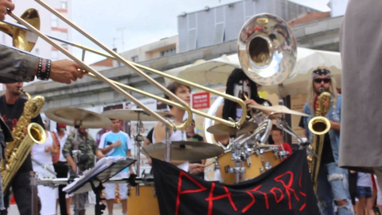 Pastors of Muppets Thunderstruck (extrait, 13/08/14, Feria de Dax)