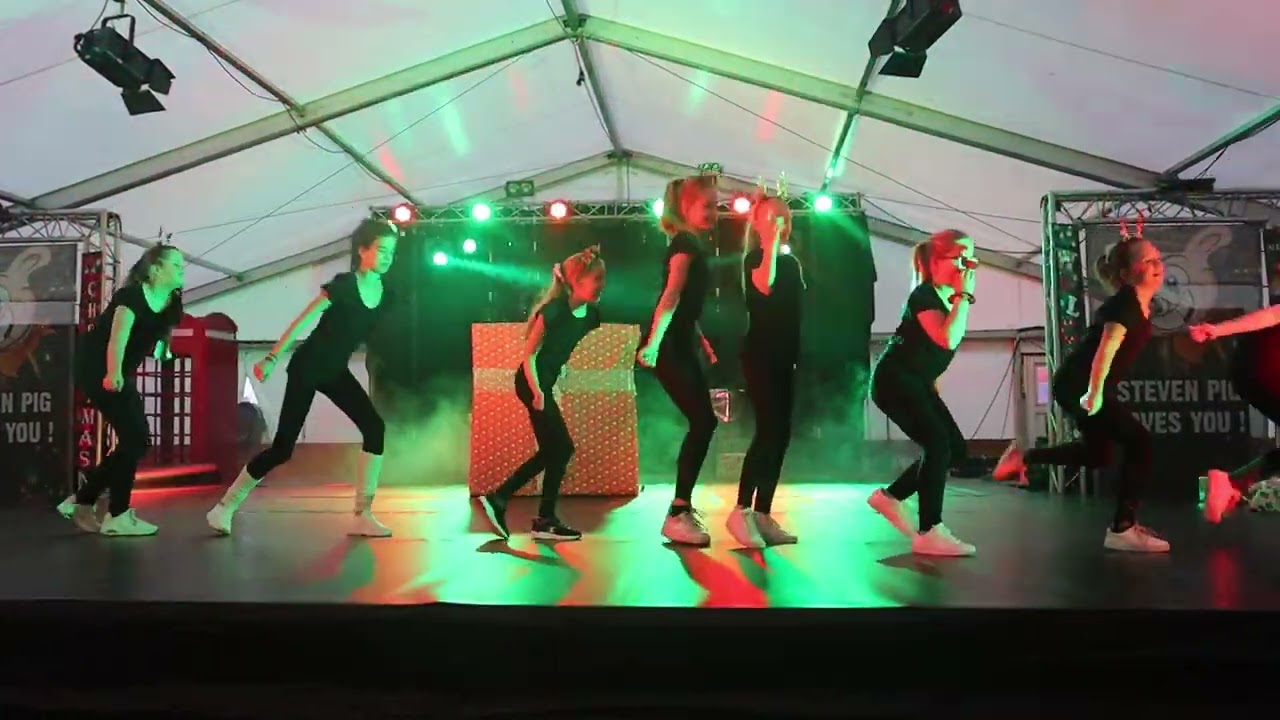 Wintershow ' 22 - All I Want For Christmas Is You - Showdance t/m 13 jaar