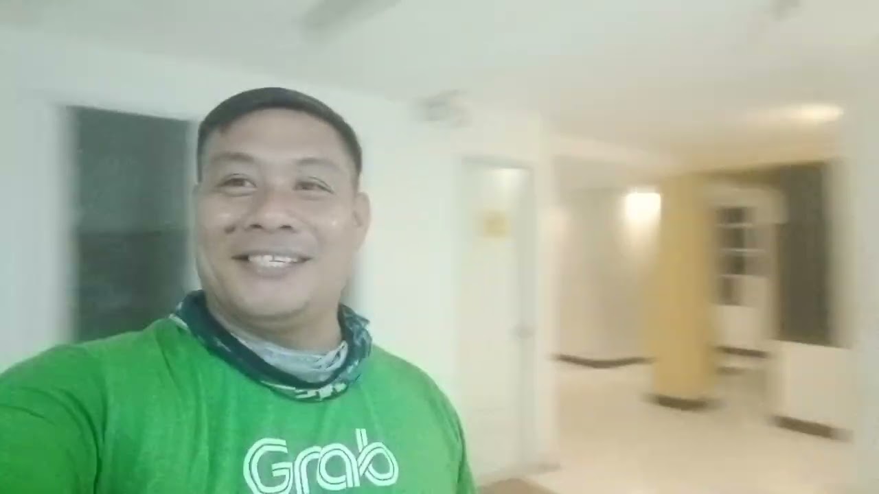 Bawal sana umakyat.dahil di naman tumataas ang pamasahe ni grab🤣 content only#grabfoodraider#videos 