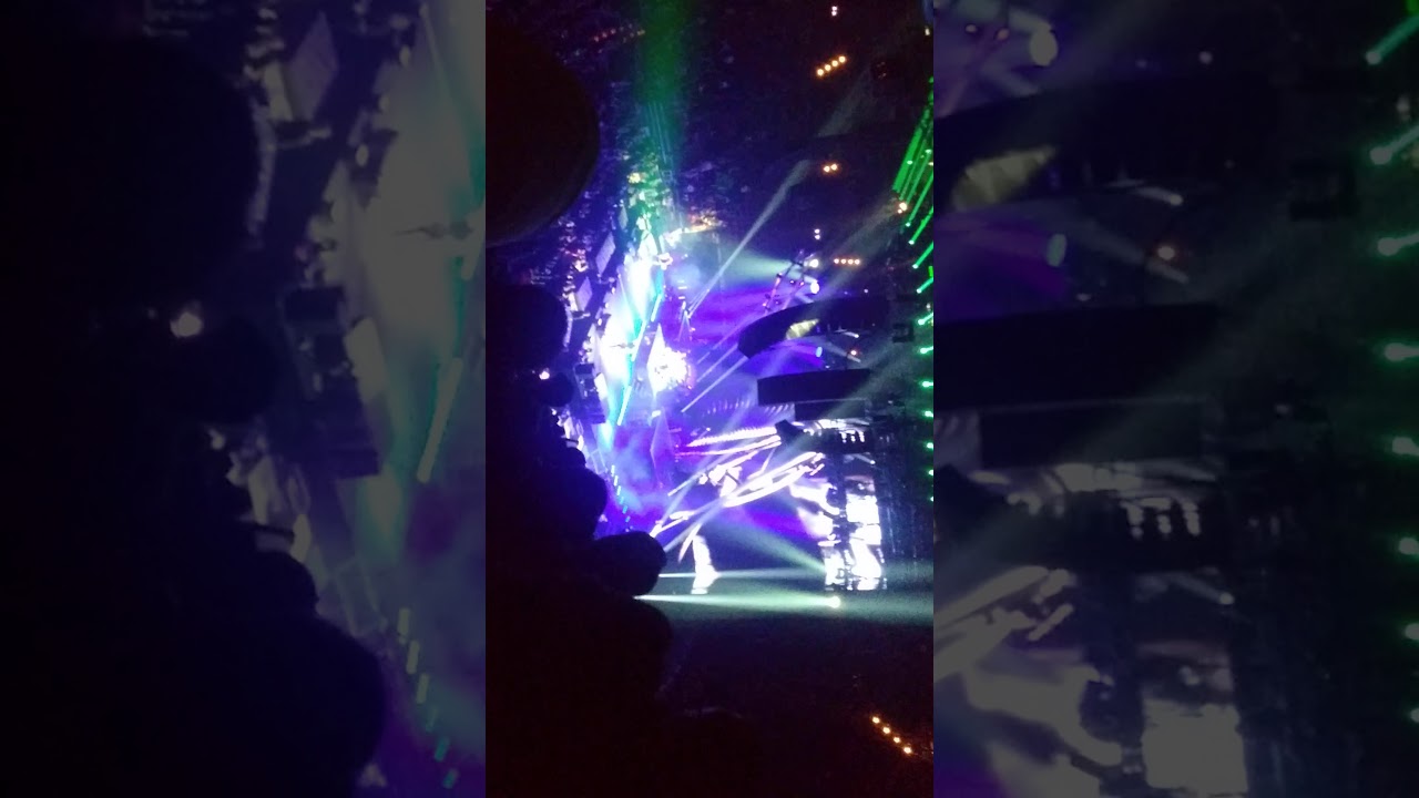 Tool stinkfist (song #1 according to MTV) live first concert 2020. Final song.