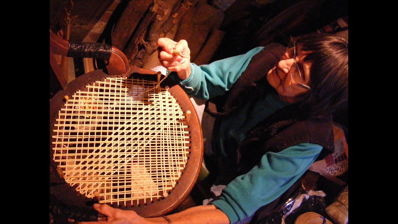Chair caning 7 step pattern, an overview (#carolyannekohut 227)