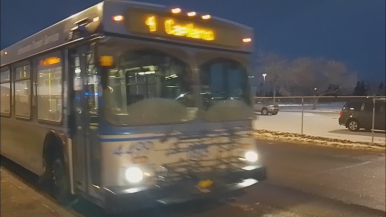 Edmonton Transit 2005 New Flyer D40LF 4499 (Route 4 Capilano)