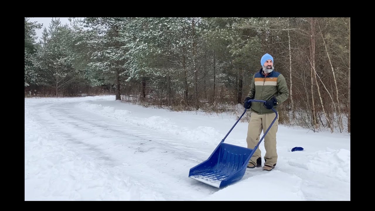 Human Snow Plow - Garant 24 inch Sleigh Shovel