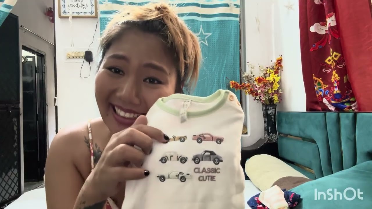 Thank you acha thanglha n my friend Norbu dolma for sending beautiful gift 🎁 for my little baby ￼🥰