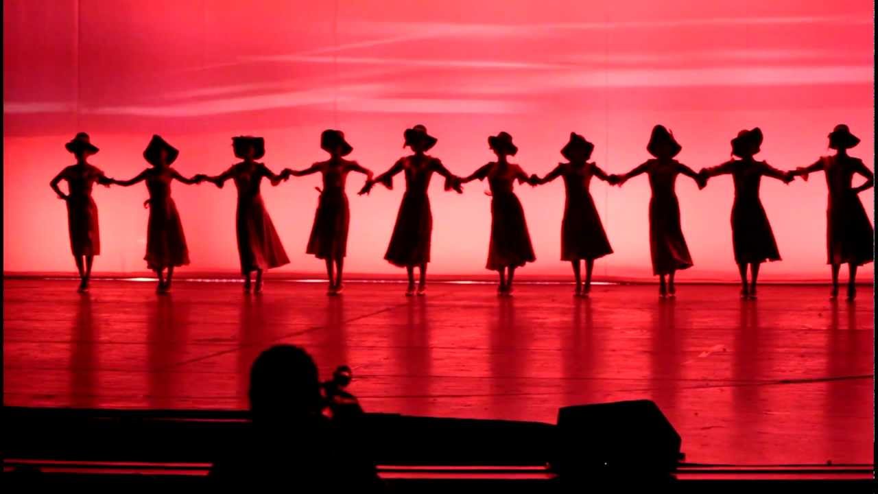 Central Academy of Drama, China : Crazy For You.