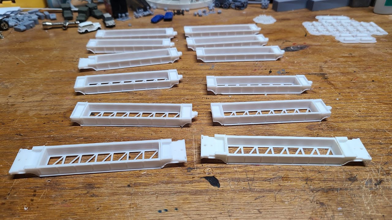 3d printed N Scale and 3d printed stuff for  Mom and Son Train Railfans