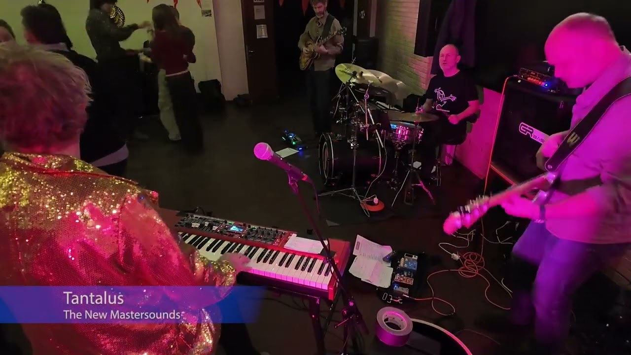 Funkasonic funkin' at a party