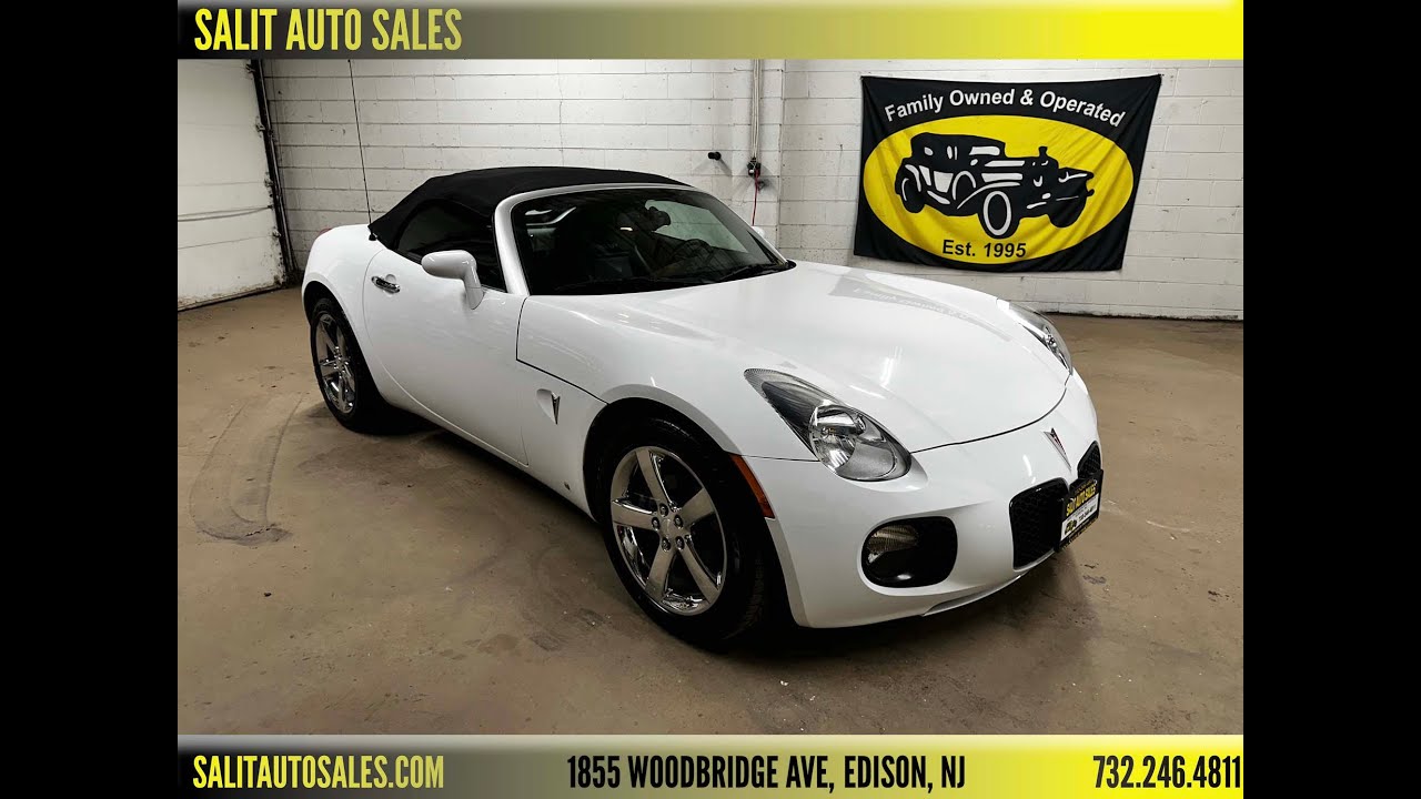 Low Mileage 2008 Pontiac Solstice GXP in white
