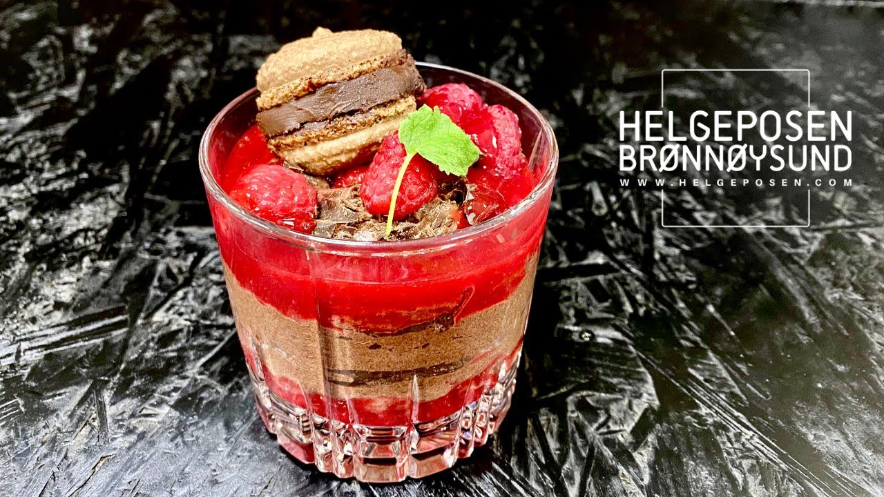 Dessert, Sjokolademousse med bringeb&aelig;rsaus og bringeb&aelig;r