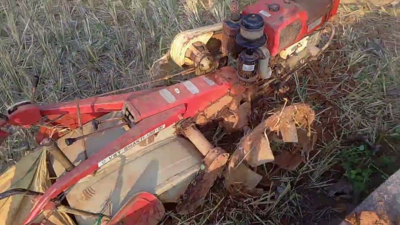 Vst power tiller machine farming on field.😛☺️😃
