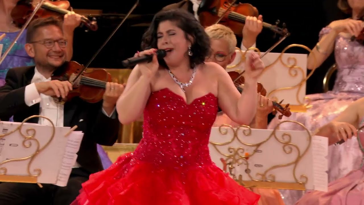 Live is Life &ndash;&nbsp;Andr&eacute; Rieu & Dorona Alberti