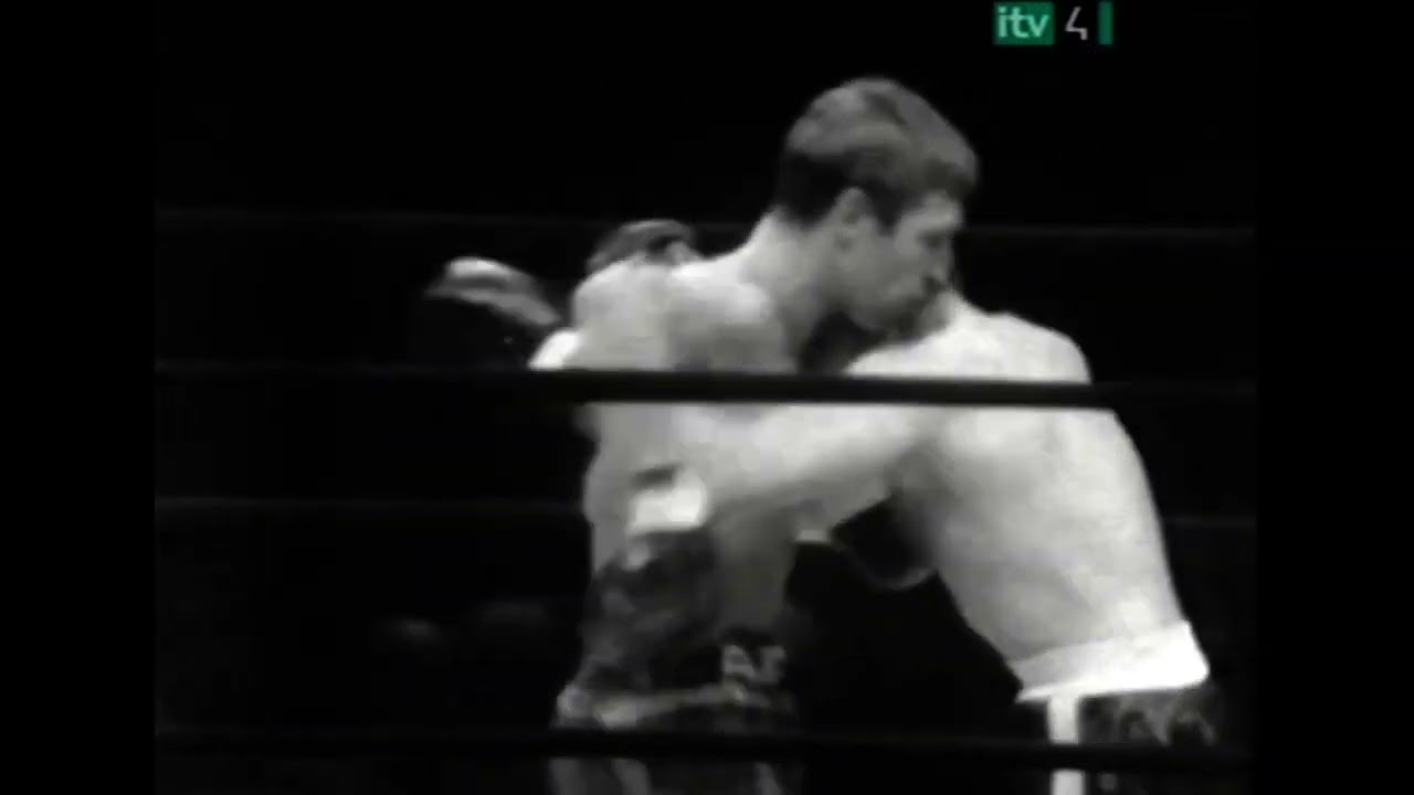 Ken Buchanan vs Donato Paduano - highlights