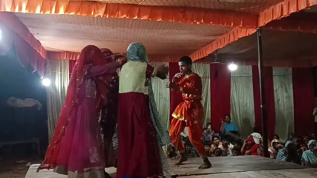 nagin dance UP //gaon me dance // #dance #gaon #village #masti #up