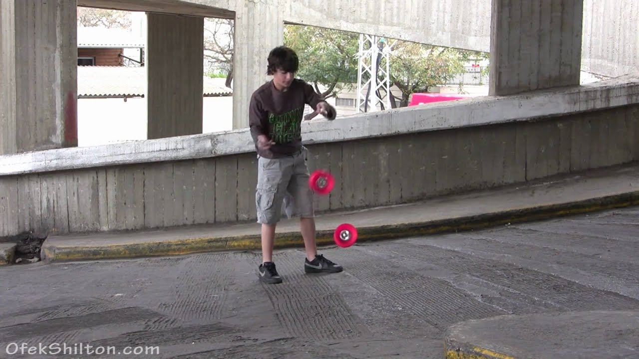 Ofek Shilton (13 years old) diabolo video