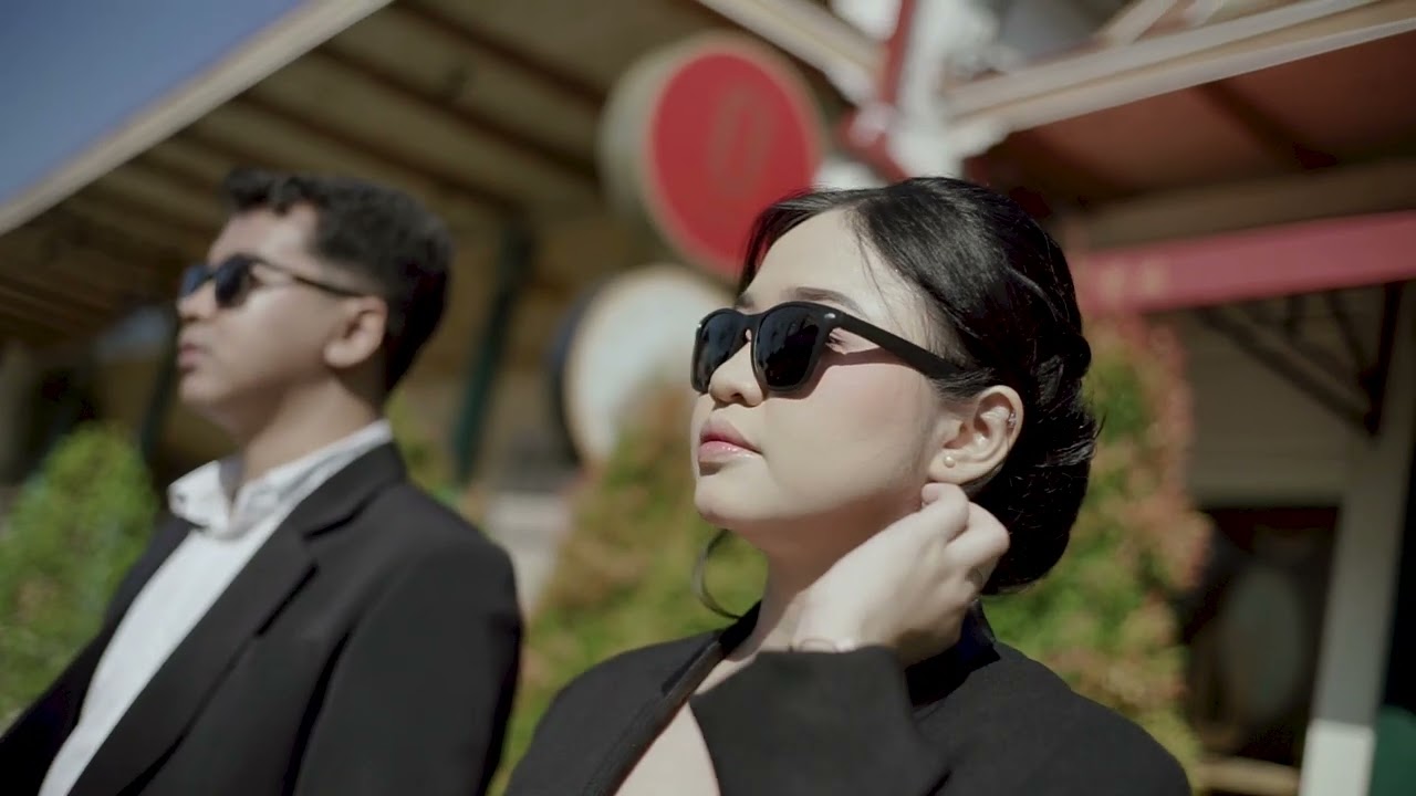 prewedding dita & sigit (full version)