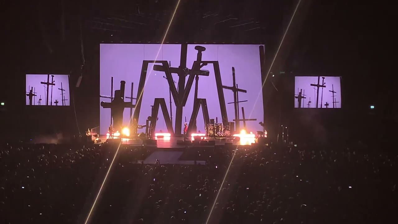 Depeche Mode - Speak To Me | 16th May 2023 live @ Ziggo Dome Amsterdam